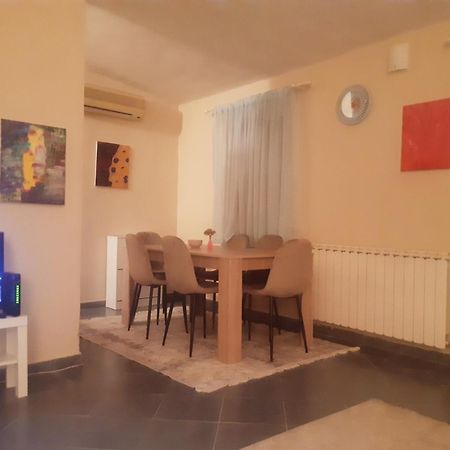 2 Bedroom Centre Apartment Podgorica Exterior photo